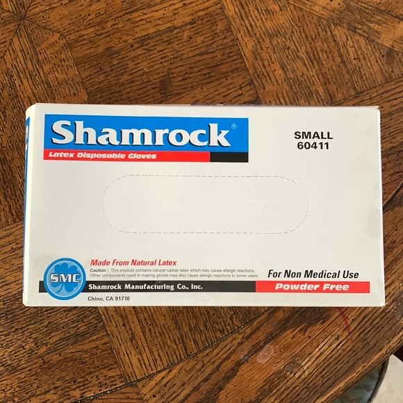 Shamrock New Unopened Box of White Latex Gloves Sz Small - Picture 1 of 3